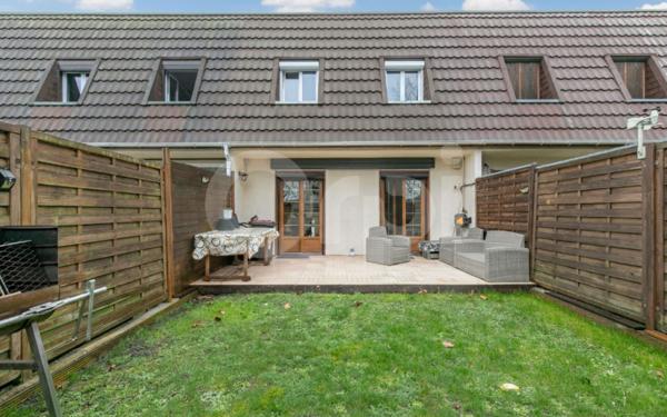 Maison à vendre    4 pièces • 85 m2 La Queue-en-Brie