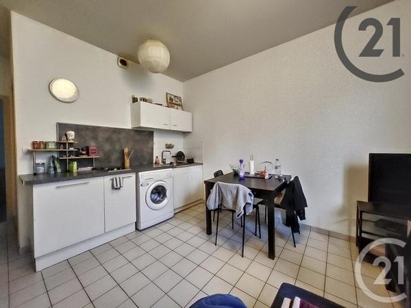 immeuble à vendre  193 m2 STE SAVINE - 10