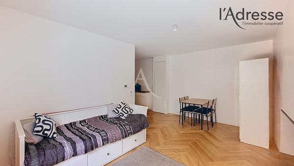PUTEAUX/COURS VOLTAIRE Studio 31m² avec terrasse et jardin 7m²