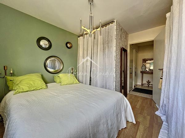 Millau (12100) DUPLEX TYPE 3 DE 71 M² AVEC TERRASSE ASCENSEUR ET PLACE DE PARKING PRIVÉE