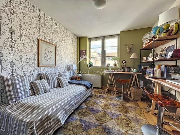 Millau (12100) DUPLEX TYPE 3 DE 71 M² AVEC TERRASSE ASCENSEUR ET PLACE DE PARKING PRIVÉE