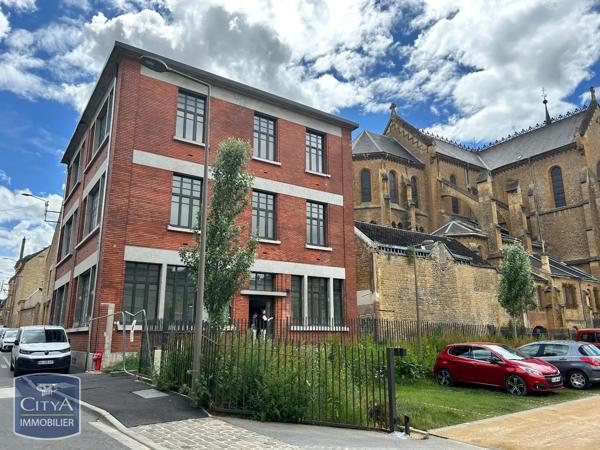 Appartement à louer 1 pièce 29.7m² Charleville-Mézières (08000)