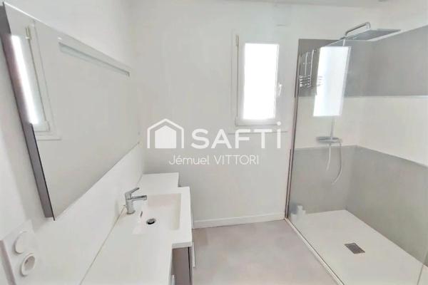 Maison familiale spacieuse avec jardin clos à Saint-Denis-de-Gastines