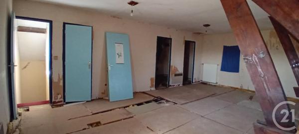 Maison à vendre  10 pièces - 216,80 m2 VILLERS CARBONNEL - 80