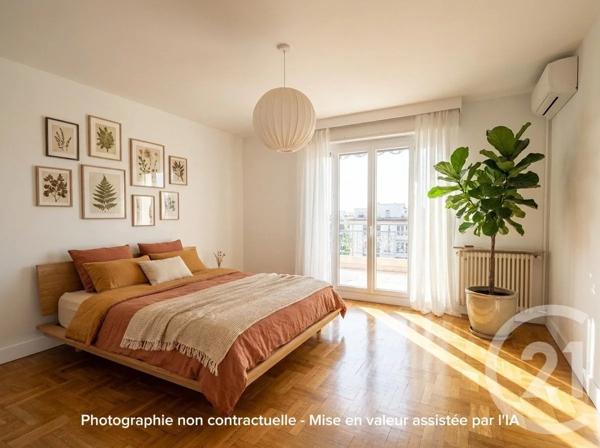 Appartement F4 à vendre  4 pièces - 134,80 m 2   NICE  - 06