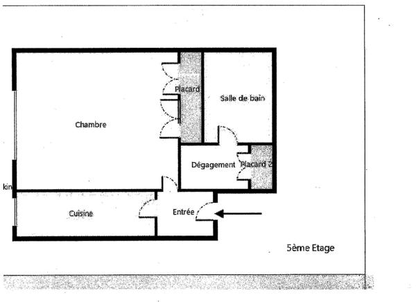 Quartier  Bel Air - Grand studio  32 m2  avec parking et cave