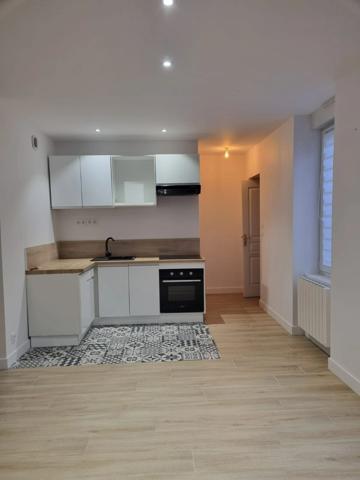 Immeuble à vendre PLESSE (44)
