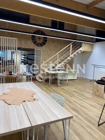 A Louer local commercial de 244 m2 sur Plescop