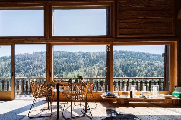 SOMPTUEUSE FERME - À PROXIMITÉ DE MEGÈVE