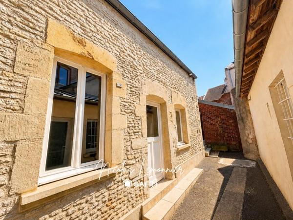 Maison en pierre rénovée au cœur de Ouistreham