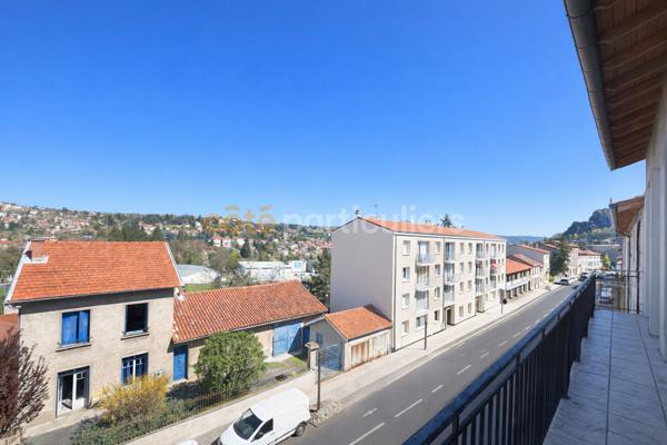 Vente Appartement114 m² - 4 Pièces - ESPALY SAINT MARCEL (43000)