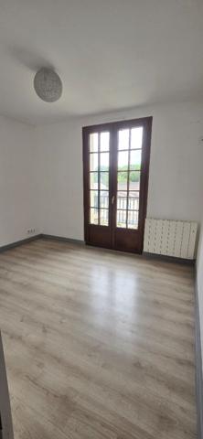 MAISON LOCHES, proche centre ville