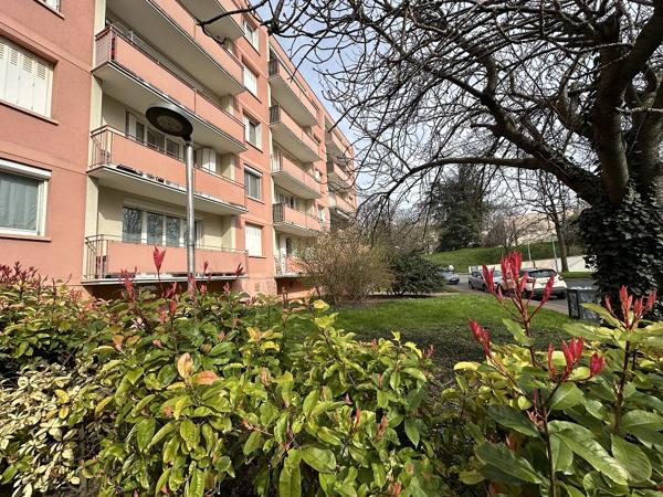 Appartement - 4 pièce(s) - 75 m2