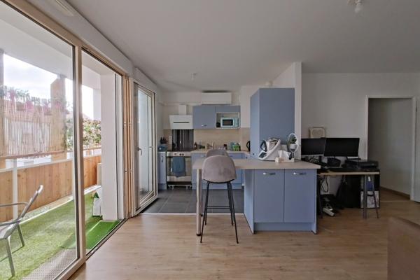 Magny-le-Hongre (77700) Appartement de type 3 pièces en dernier étage à Magny le Hongre