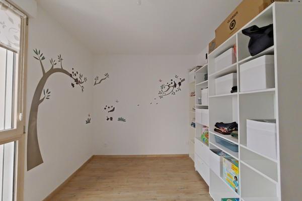 Magny-le-Hongre (77700) Appartement de type 3 pièces en dernier étage à Magny le Hongre