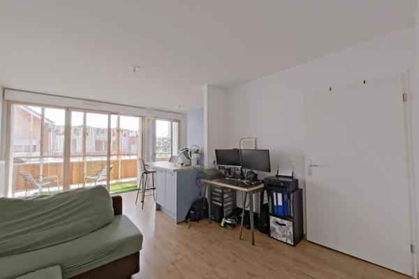 Magny-le-Hongre (77700) Appartement de type 3 pièces en dernier étage à Magny le Hongre