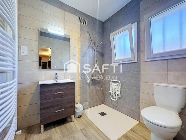 Maison à rénover avec belle parcelle de terrain de plus de 4000m² donnant sur le canal d’Orléans