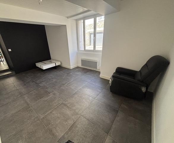 A vendre à MELESSE, appartement Type 3 en duplex de 63m² habitable, 73m² au sol, deux chambres