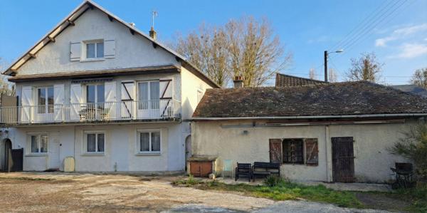 Immeuble 8 pièces à vendre Châtellerault - 86100 / Réf: 11884