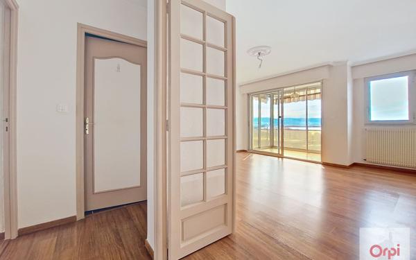 Appartement à vendre    3 pièces • 65 m2 Ajaccio