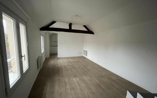 Appartement à louer    3 pièces •  Charly-sur-Marne