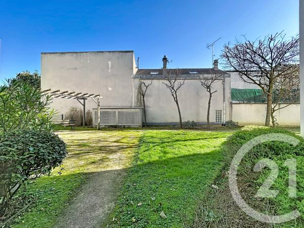 Appartement F3 à vendre  3 pièces - 60,87 m2 ST DENIS - 93