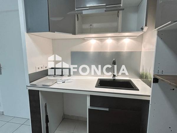 Location Appartement 2 pièces 39.1 m² - 11/11 BIS RUE BENJAMIN DELESSERT Villenoy 77124