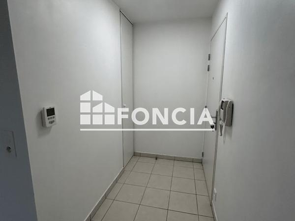 Location Appartement 2 pièces 39.1 m² - 11/11 BIS RUE BENJAMIN DELESSERT Villenoy 77124