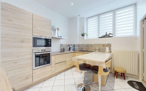 Immeuble à vendre    8 pièces • 172 m2 Maizières-lès-Metz