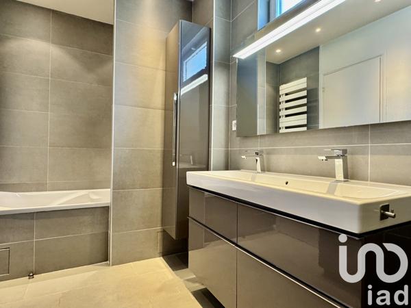 Appartement à vendre 6 pièces 150 m² Suresnes