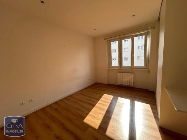 Appartement à louer 3 pièces 70.9m²