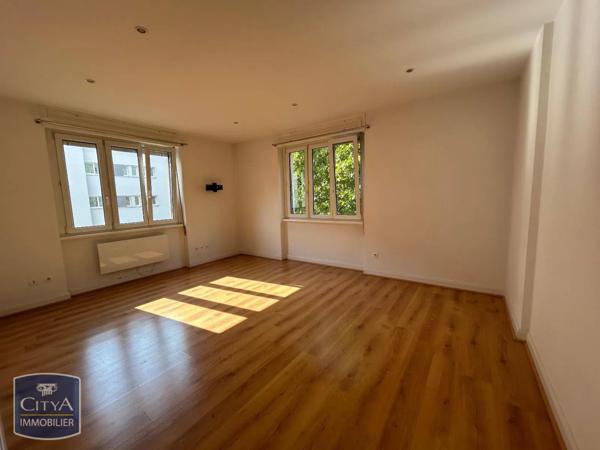 Appartement à louer 3 pièces 70.9m²