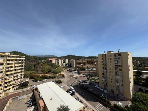 SEDUISANT T3 VUE MER EN DERNIER ÉTAGE À PIETRALBA