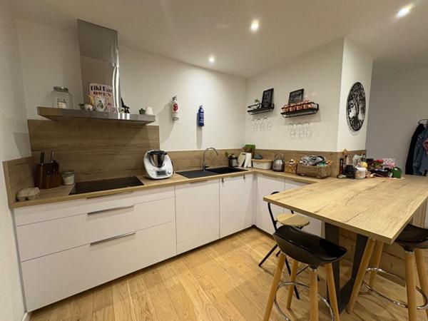 SEDUISANT T3 VUE MER EN DERNIER ÉTAGE À PIETRALBA