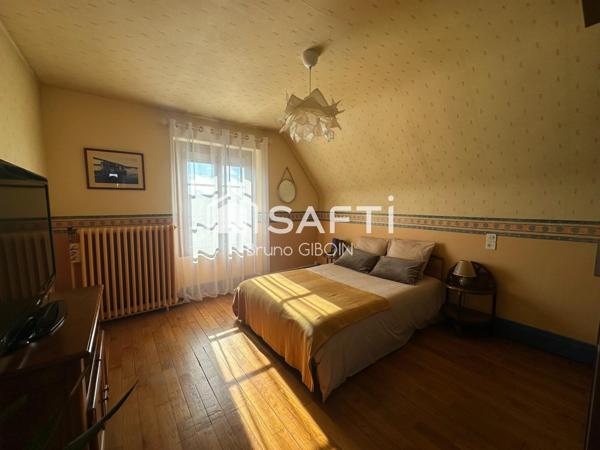 Maison 98 m², 3 pièces, deux chambres, bureau, garage