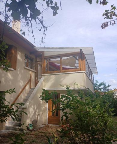 Maison familiale avec piscine