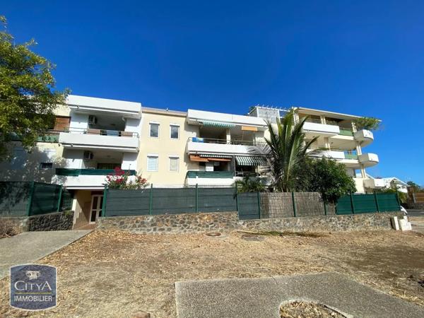 Appartement à louer 2 pièces 42.48m² Saint-Paul (97434)