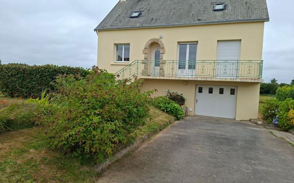 Maison à louer    5 pièces •  Plonévez-du-Faou