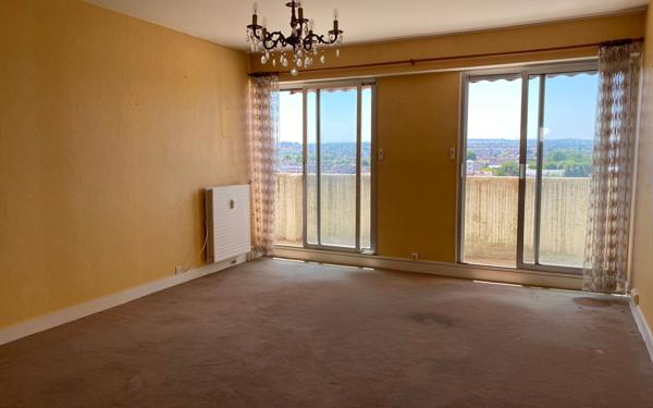 Appartement à vendre    4 pièces • 90,30 m2 Montluçon