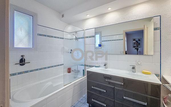 Maison à vendre    7 pièces •  Prades