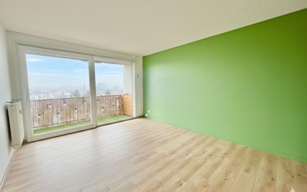 Appartement à vendre    3 pièces • 55 m2 Malzéville