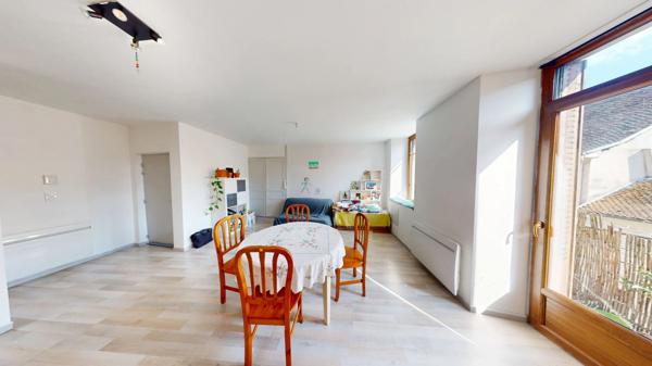 Appartement Rénové à Le Pont de Beauvoisin Savoie, Une Opportunité à Saisir