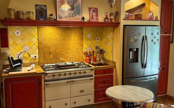 Maison à vendre    10 pièces • 400 m2 Buis-les-Baronnies