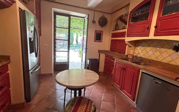 Maison à vendre    10 pièces • 400 m2 Buis-les-Baronnies