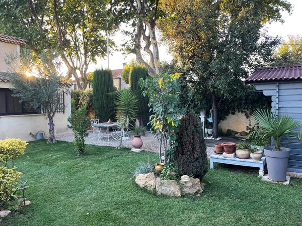 Maison T3 de 84 m² avec jardin et deux stationnements à Saint-Martin-de-Crau