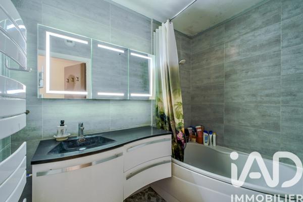 Appartement à vendre 2 pièces 56,83 m² Grasse