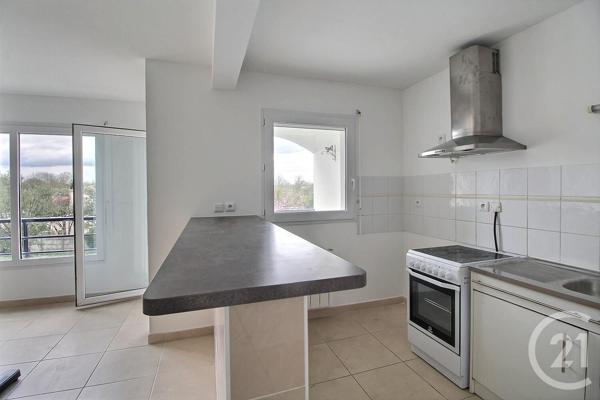 Appartement F3 à vendre  3 pièces - 65,60 m 2   VILLENAVE D ORNON  - 33