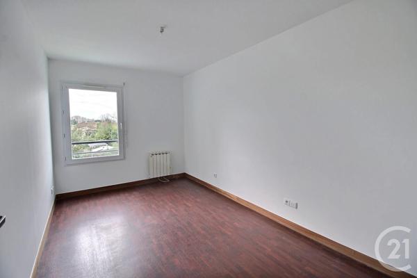 Appartement F3 à vendre  3 pièces - 65,60 m 2   VILLENAVE D ORNON  - 33