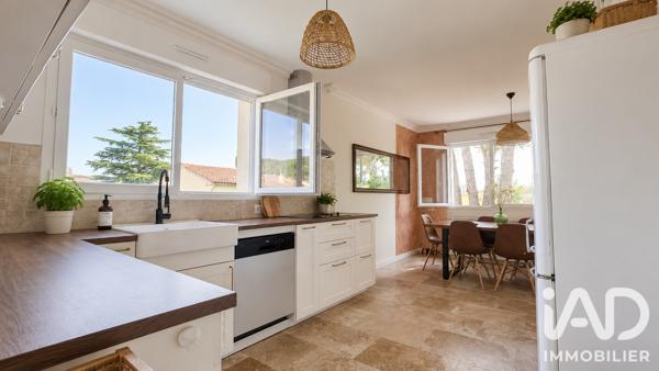 Maison à vendre 5 pièces 140 m² Bagnols-sur-Cèze