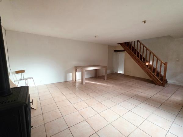 Immeuble à vendre à Chabanais (16150) - Charente